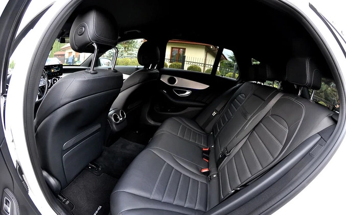Mercedes-Benz Klasa C cena 134900 przebieg: 140000, rok produkcji 2019 z Krynki małe 742